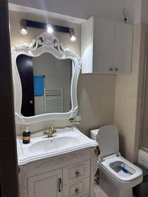 Apartament Complex Бухарест Экстерьер фото